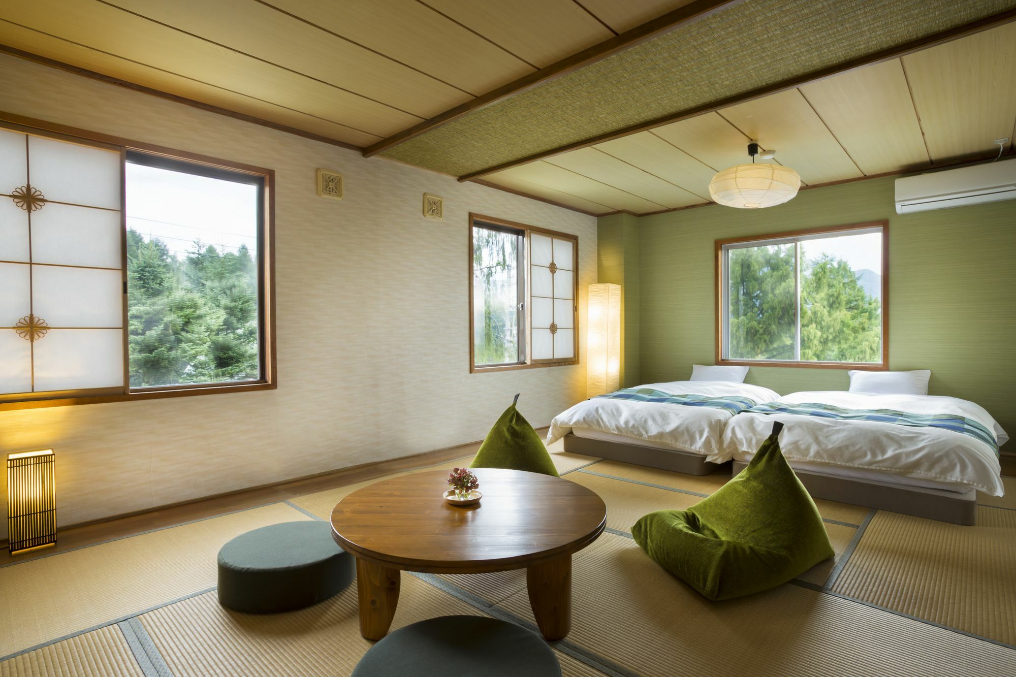 Hakuba Berghaus Hotel 2*